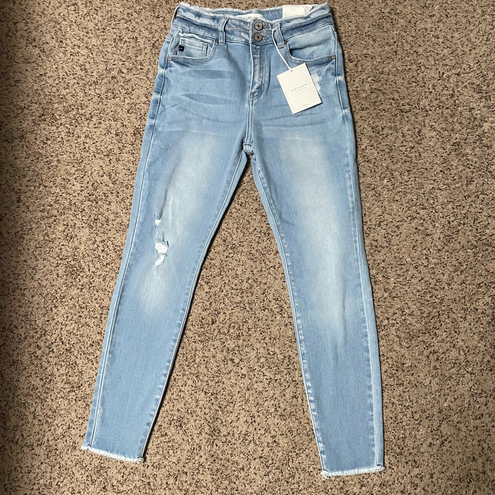 Kancan skinnies. Never worn. Size 5/26